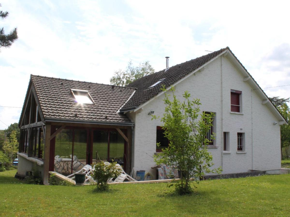 Maison Spacieuse Avec Jardin, Proche Thermes Et Commodites A La Roche-Posay - Fr-1-541-17 Villa Exterior photo